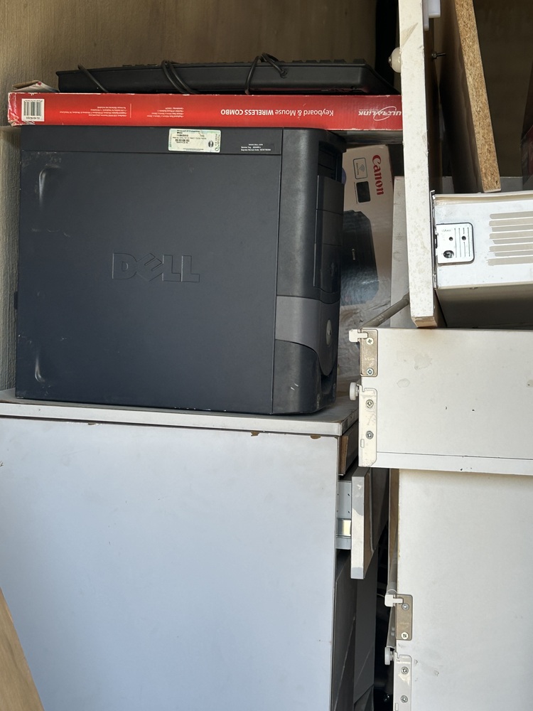 Rent-A-Store Honeydew Self storage auction IB-9915