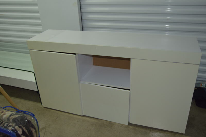 INV - Table View Storage auction IB-6533