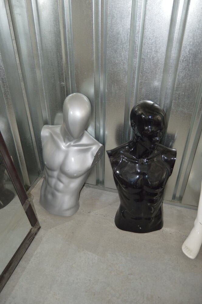 Cape Town (Killarney Gardens) Self storage auction IB-2638 24
