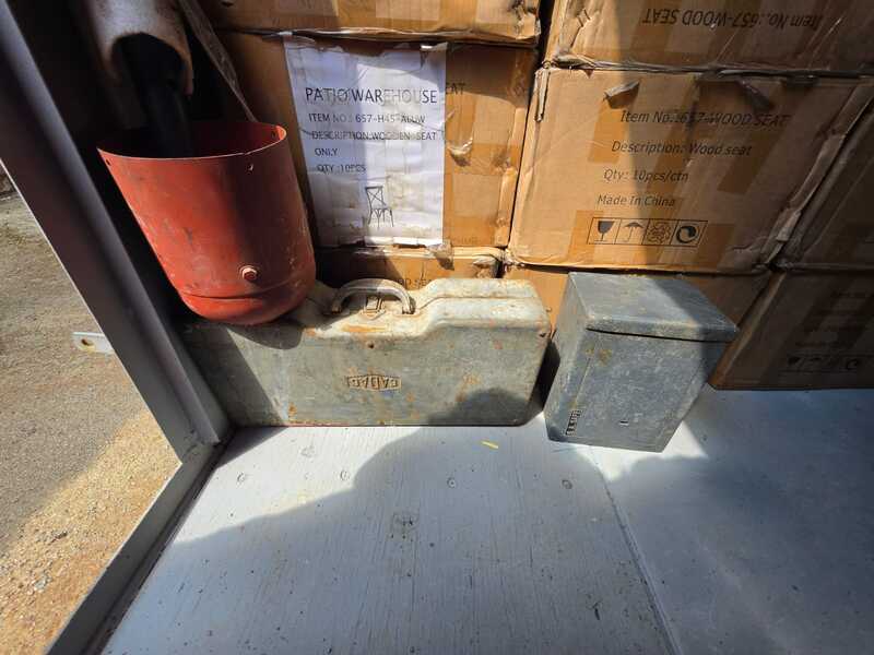 SA Self Storage - Linbro Park - Jhb Storage Unit auction IB-5370