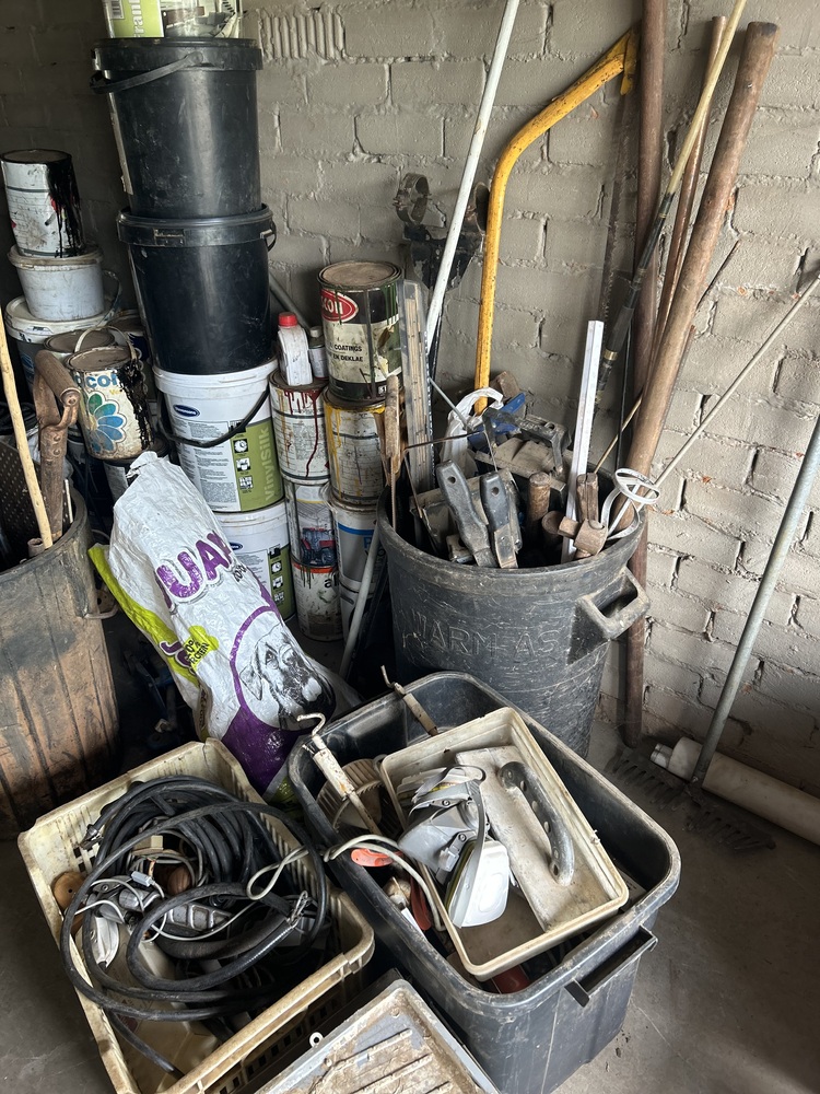 Rent-A-Store Pretoria Self storage auction IB-2355 24
