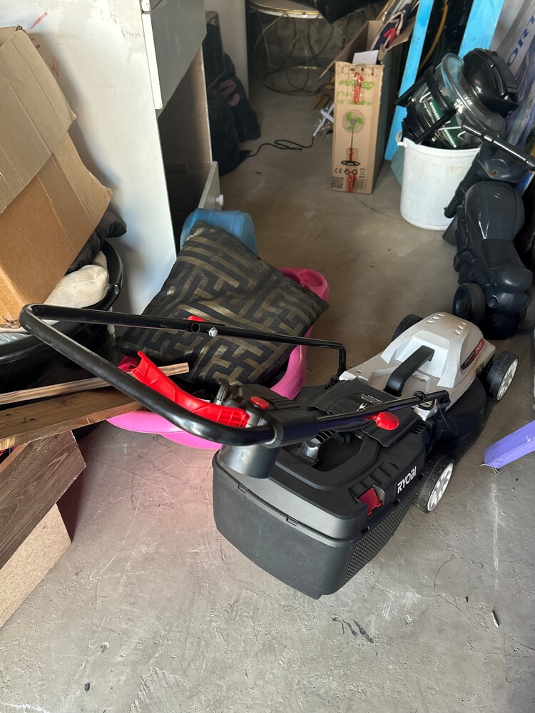 Rent-A-Store Pretoria Self storage facility auction IB-7197 15
