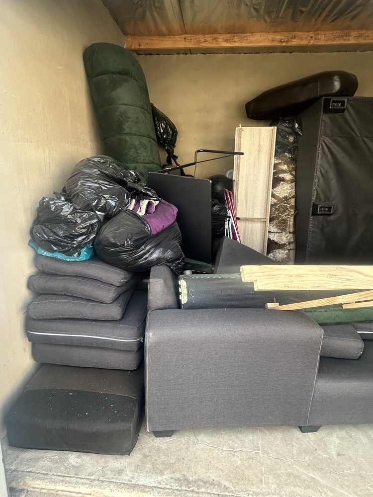 Rent-A-Store Honeydew Self storage facility auction IB-5490