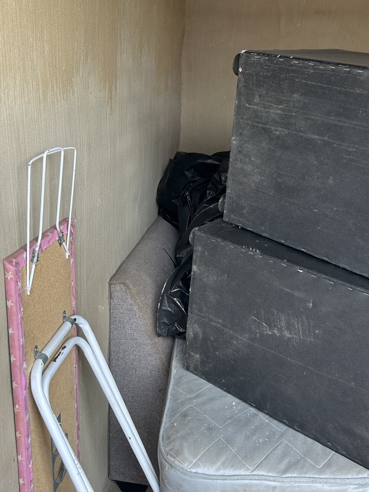 Rent-A-Store Honeydew Storage auction IB-3655 10