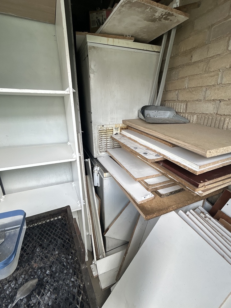 Rent-A-Store Midrand Self storage auction IB-9382