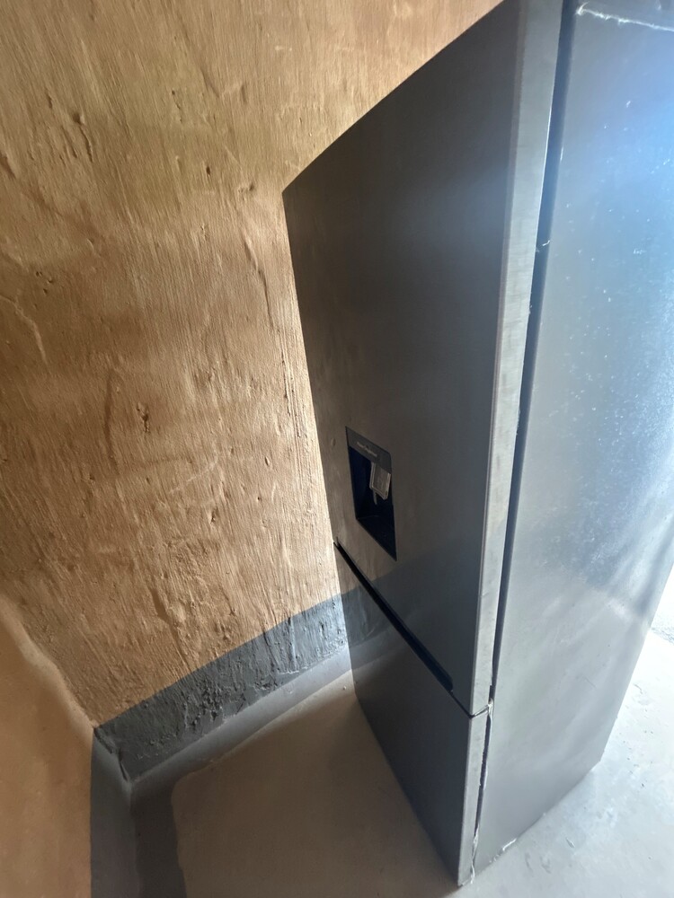 Rent-A-Store Midrand Self storage unit auction IB-5587