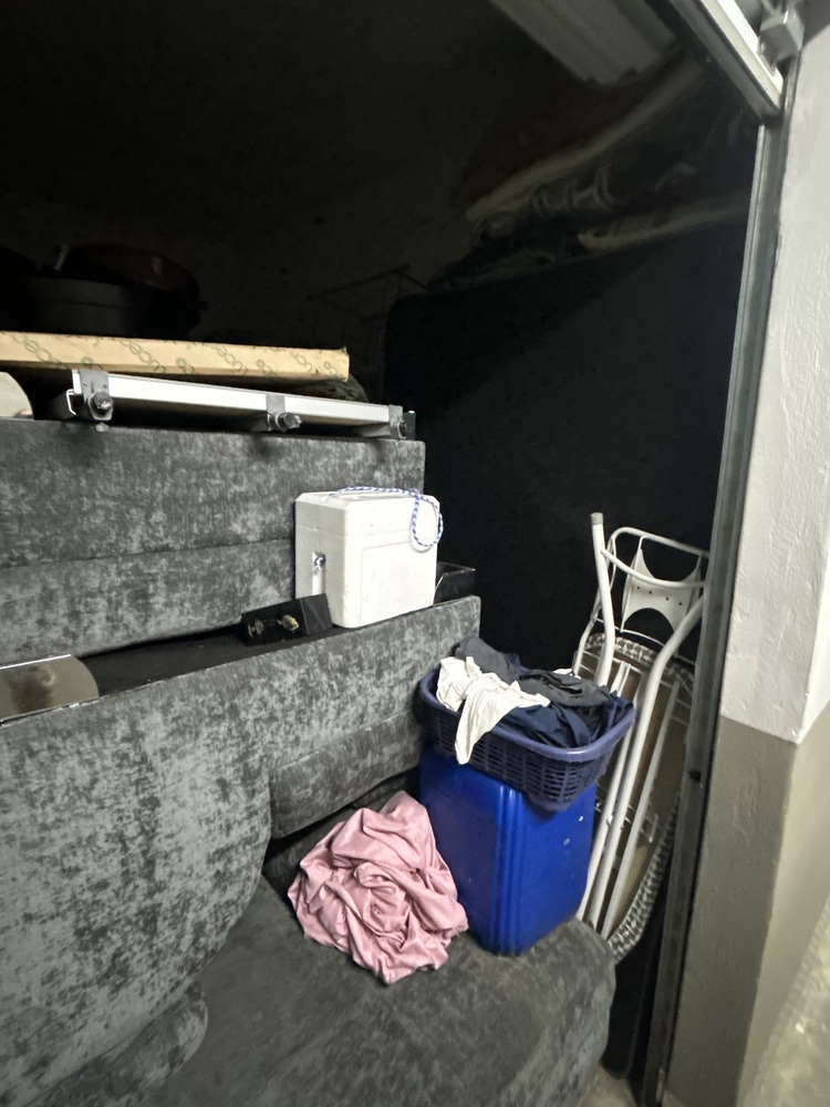 Rent-A-Store Midrand storage facility unit auction IB-3038