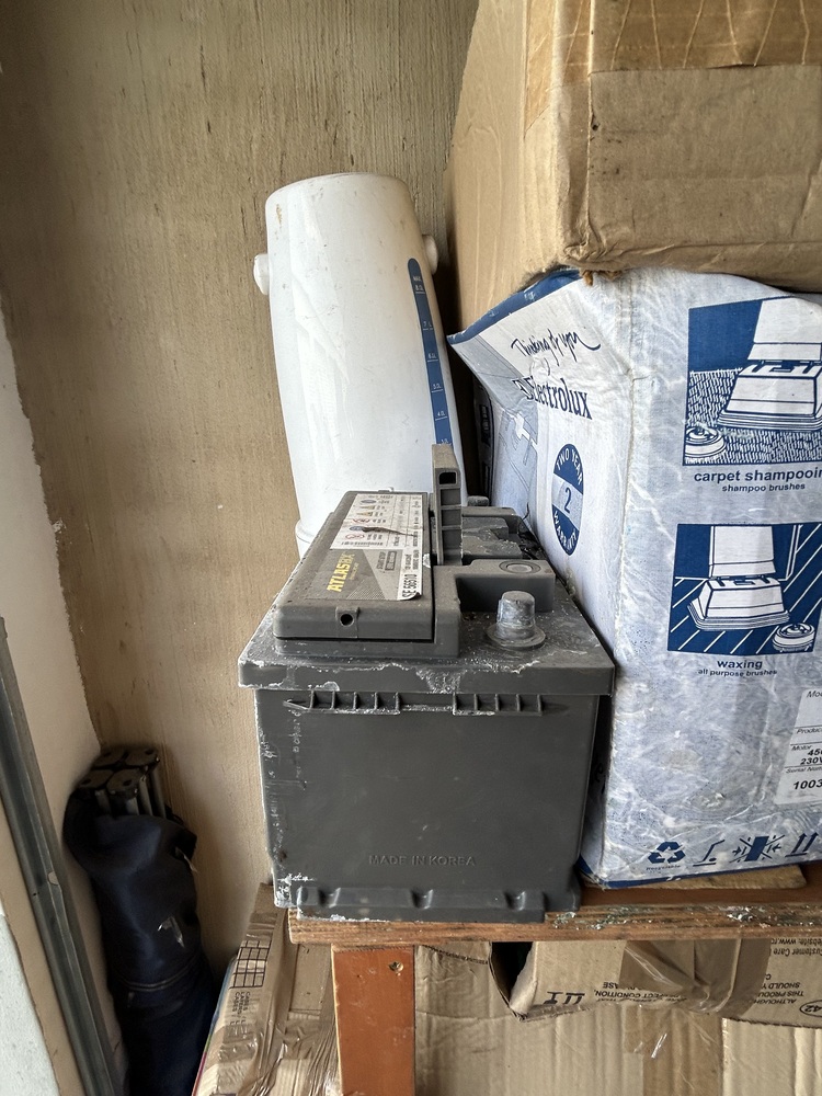 Rent-A-Store Honeydew Self storage facility auction IB-4524 35