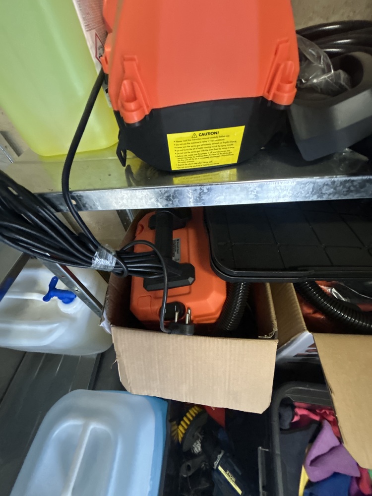 Rent-A-Store Midrand Self storage facility auction IB-8918