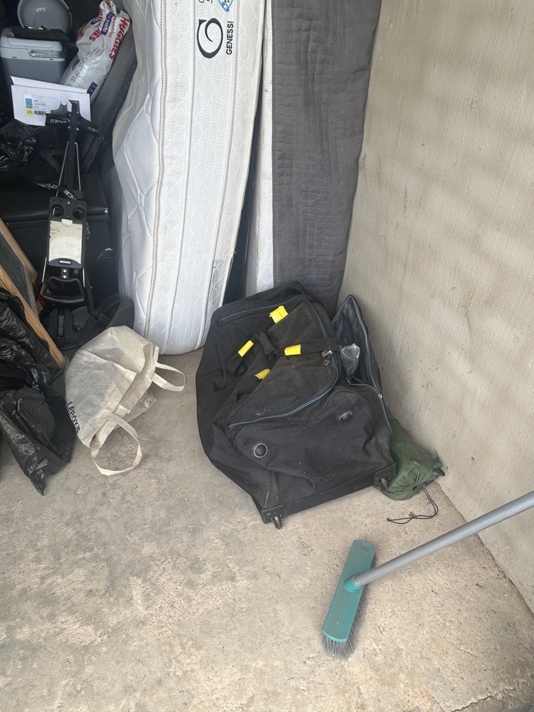 Rent-A-Store Honeydew storage facility unit auction IB-5427 16