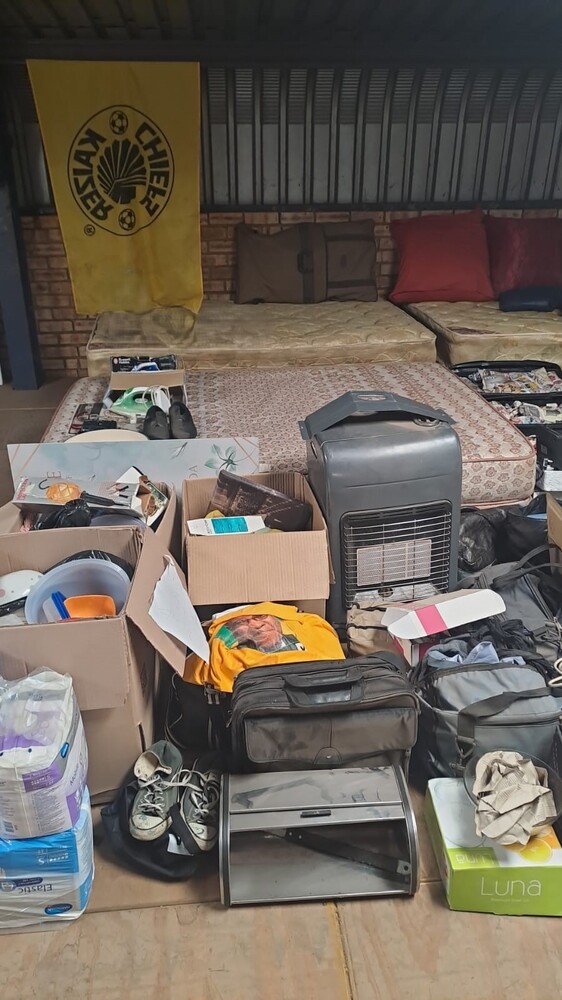 South Storage Storage Unit auction IB-8859